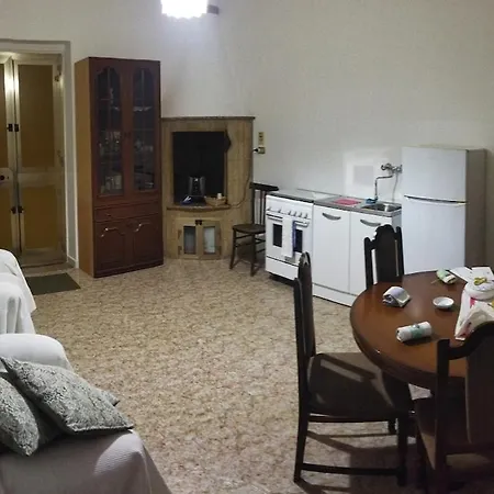 بيت ضيافة Casa Cucchiara غروتاليي